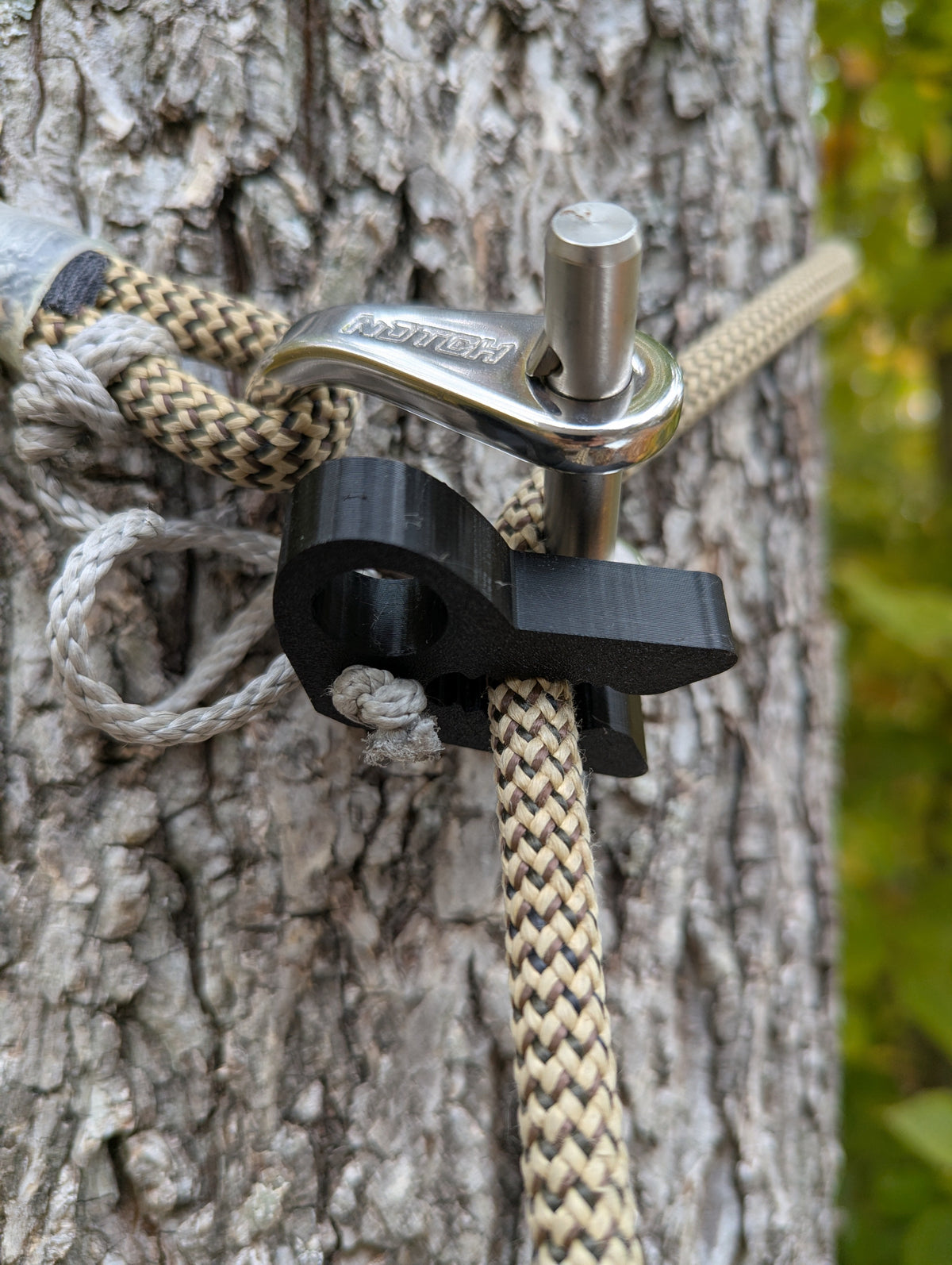 T-REX Tether Clip - Mobile / Saddle Hunting / One Sticking